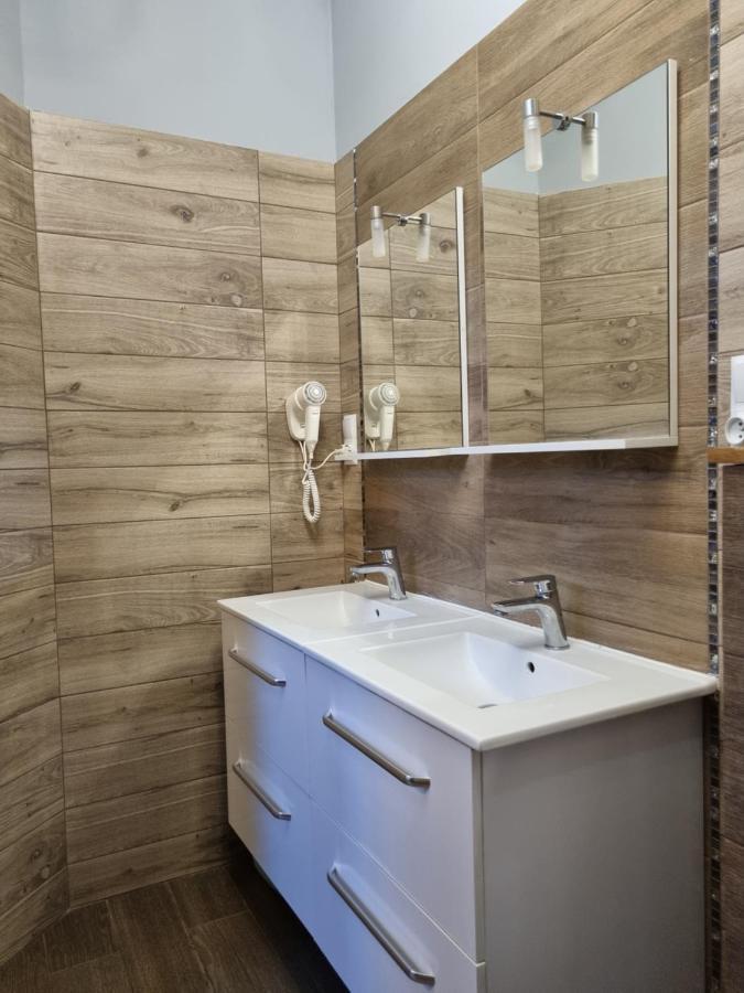 Apartamenty Patria Cracovie Extérieur photo
