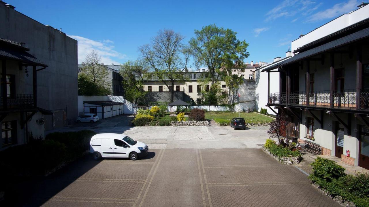 Apartamenty Patria Cracovie Extérieur photo